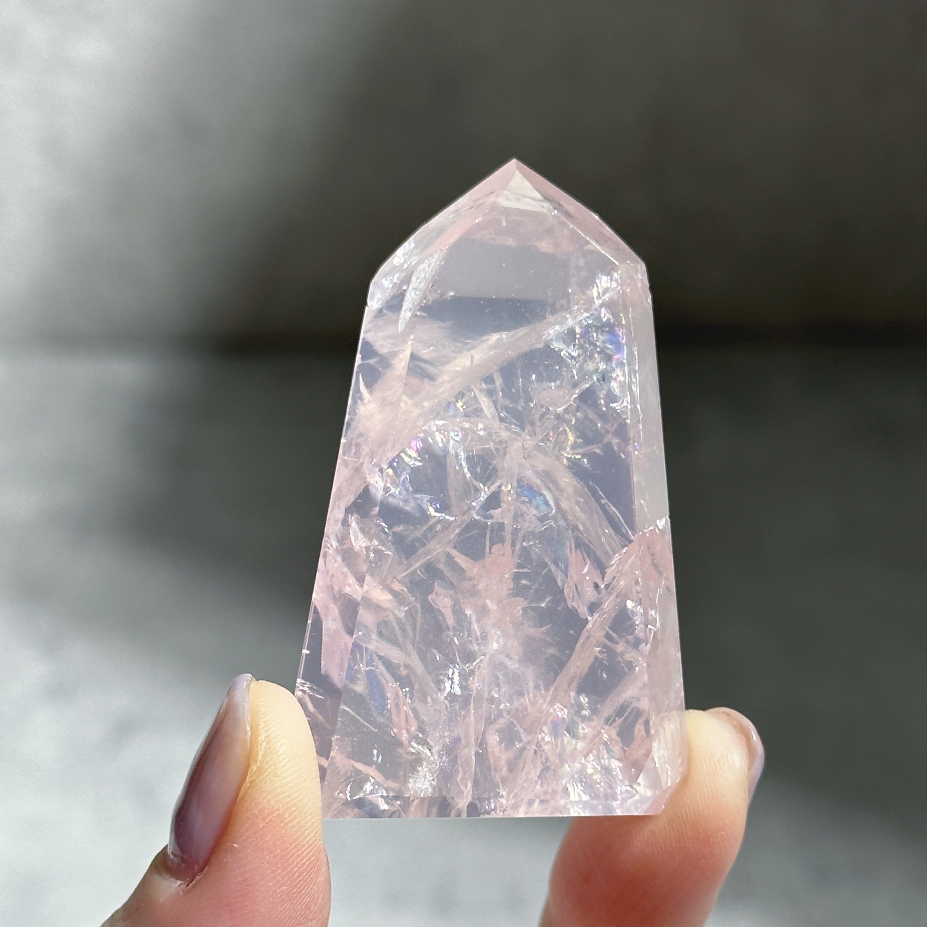 虹◎ローズクォーツタワー54◇ Rose Quartz Tower ◇天然石・鉱物・パワーストーン