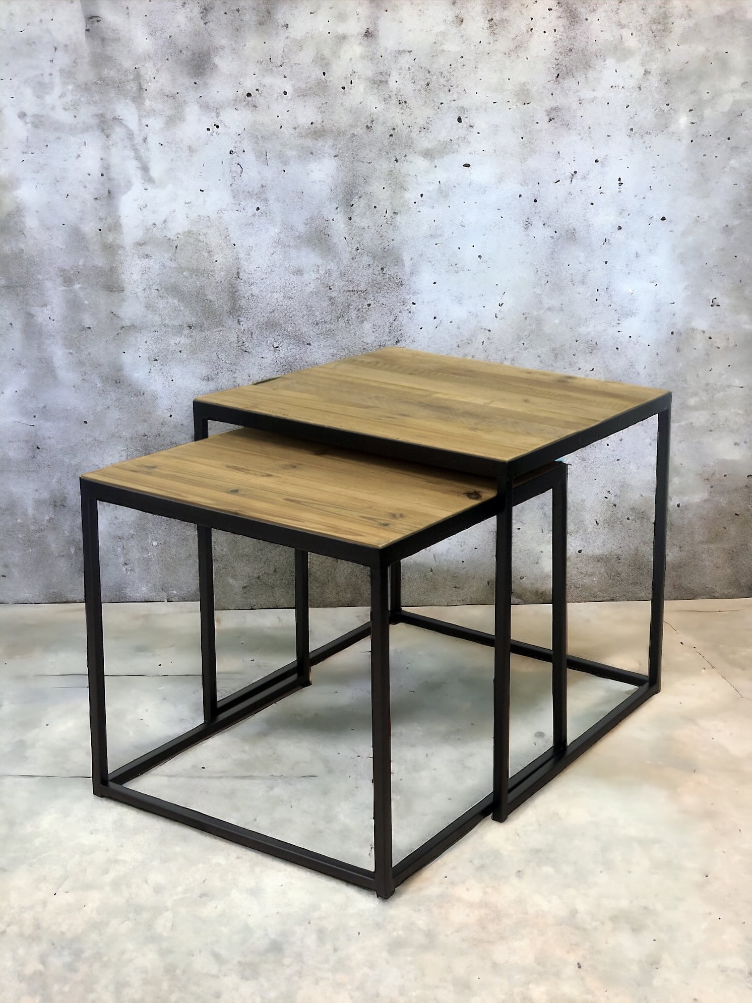 モミ古材 × ブラックスチール ネストテーブル S&Mセット モミ古材 × ブラックスチール ネストテーブル S&Mセット