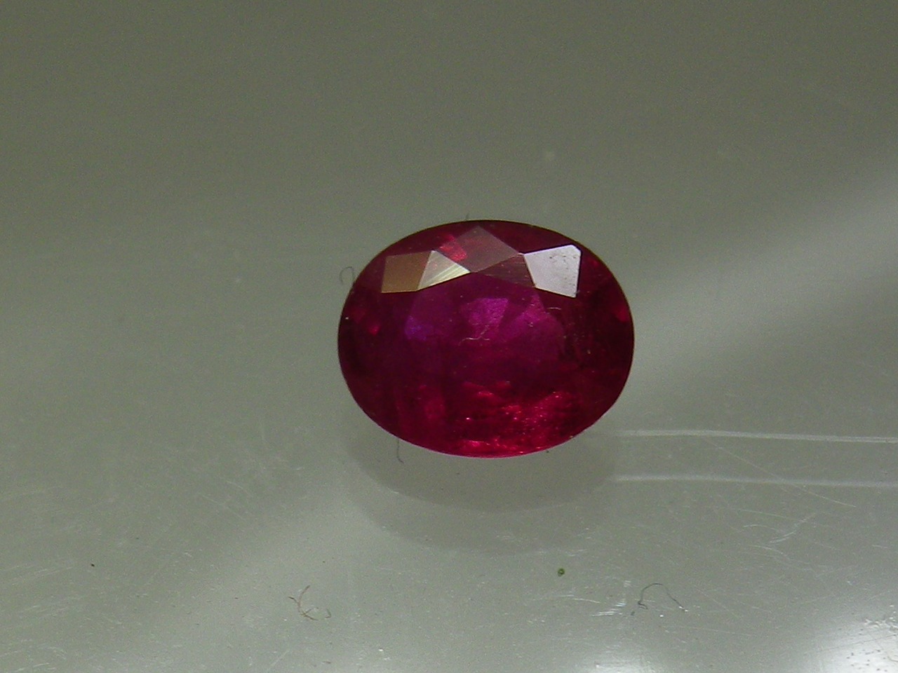 天然ピジョンブラッドルビー 0.428 ct ミャンマー・モンスー鉱区産出 