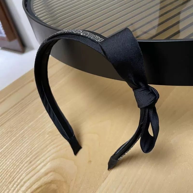 M me eme エムミーエメ ラインビジューリボンカチューシャ M me eme エムミーエメ ラインビジューリボンカチューシャ