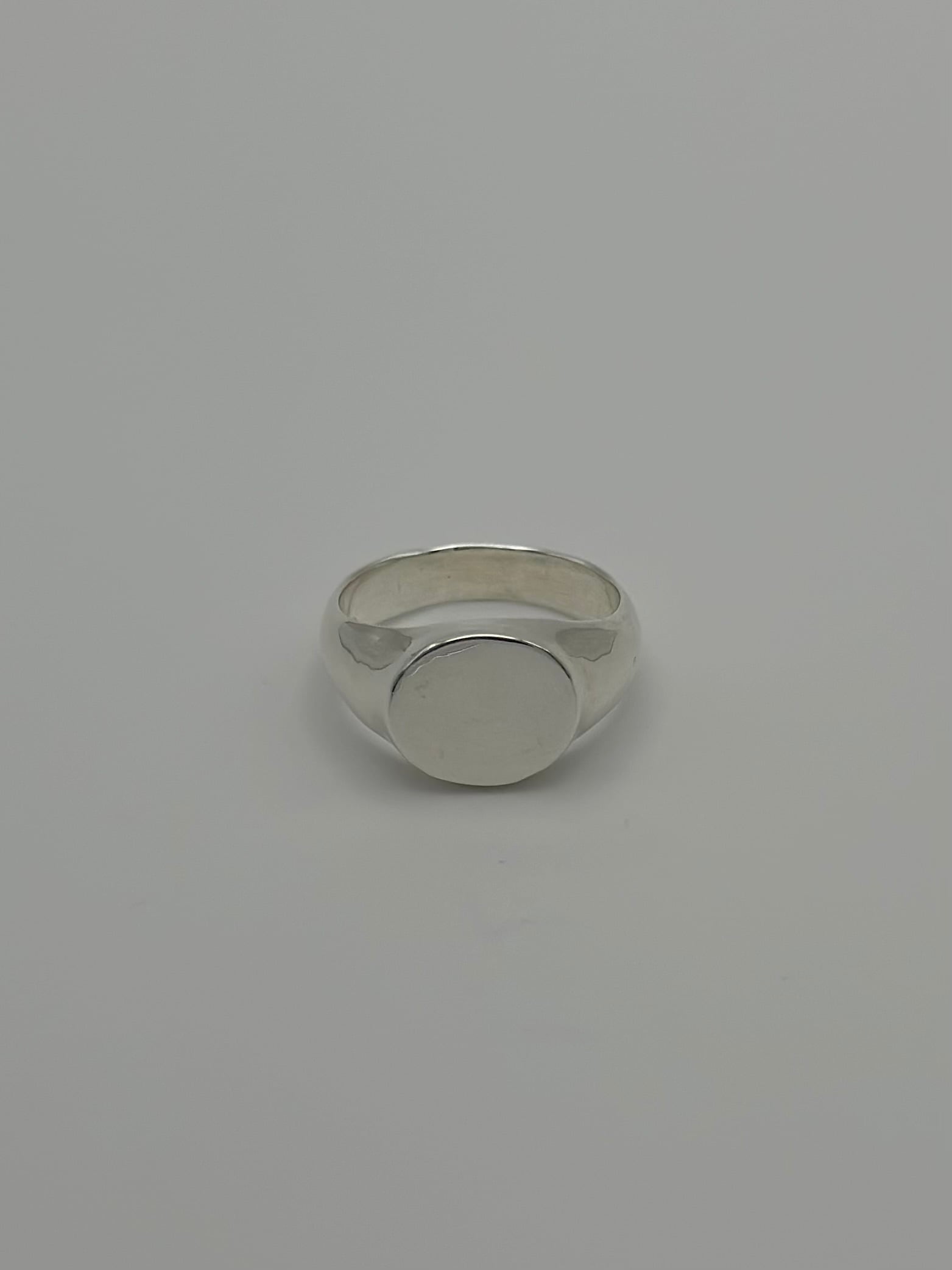 SILVER | magnolia