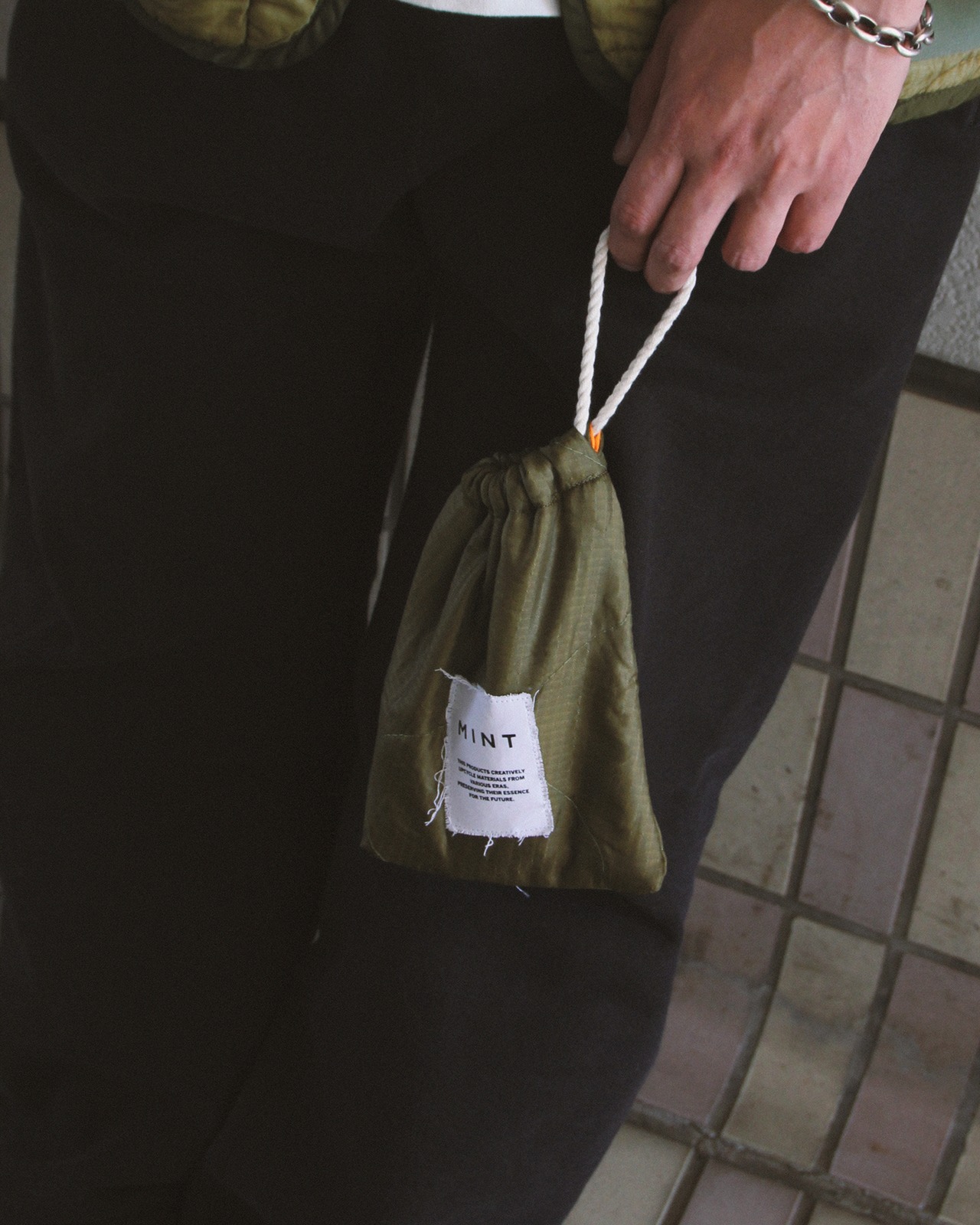 MINT ヴィンテージ ミリタリーライナー リメイクポーチ