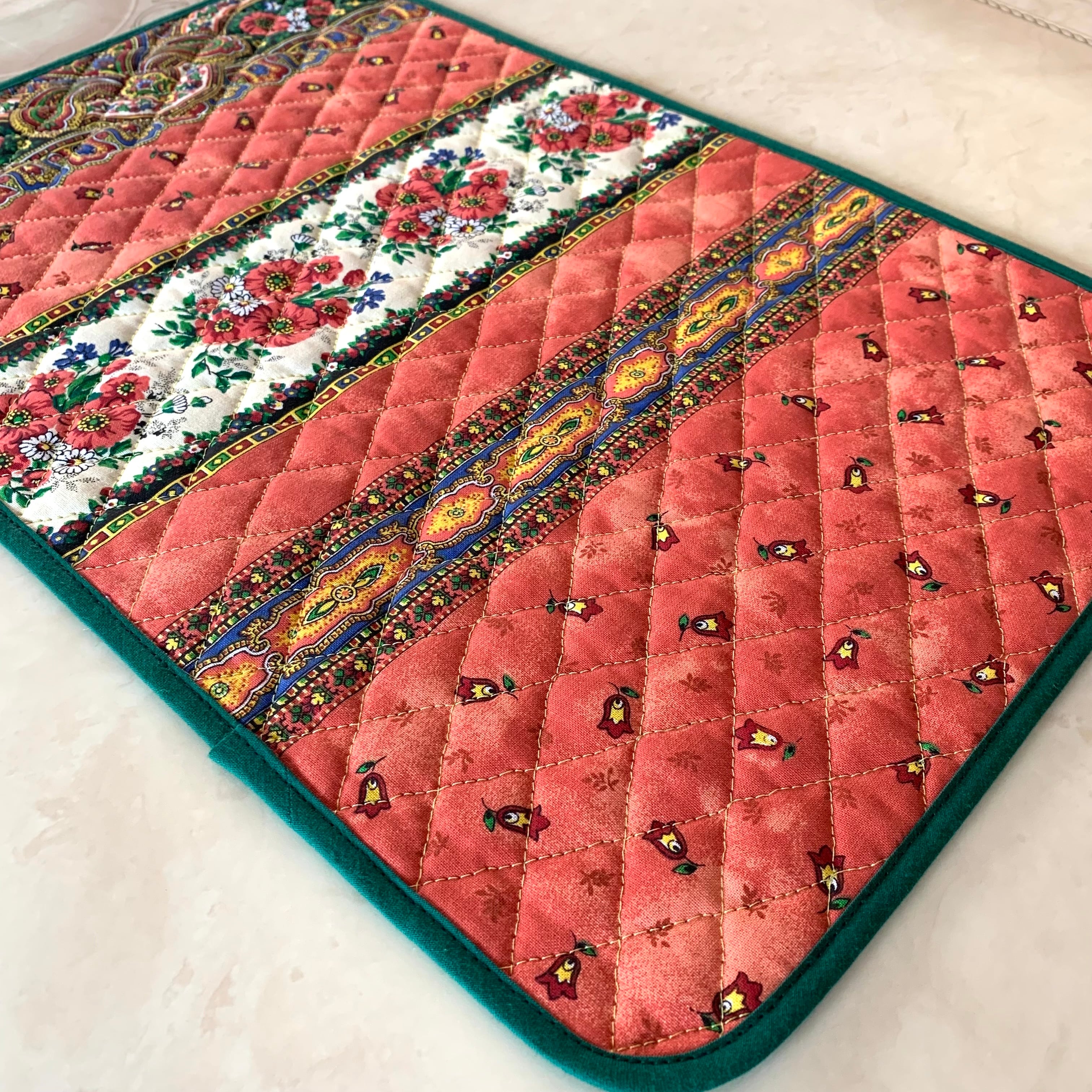 プロヴァンス柄 キルティングランチョンマット フランス製 | ソレイユ