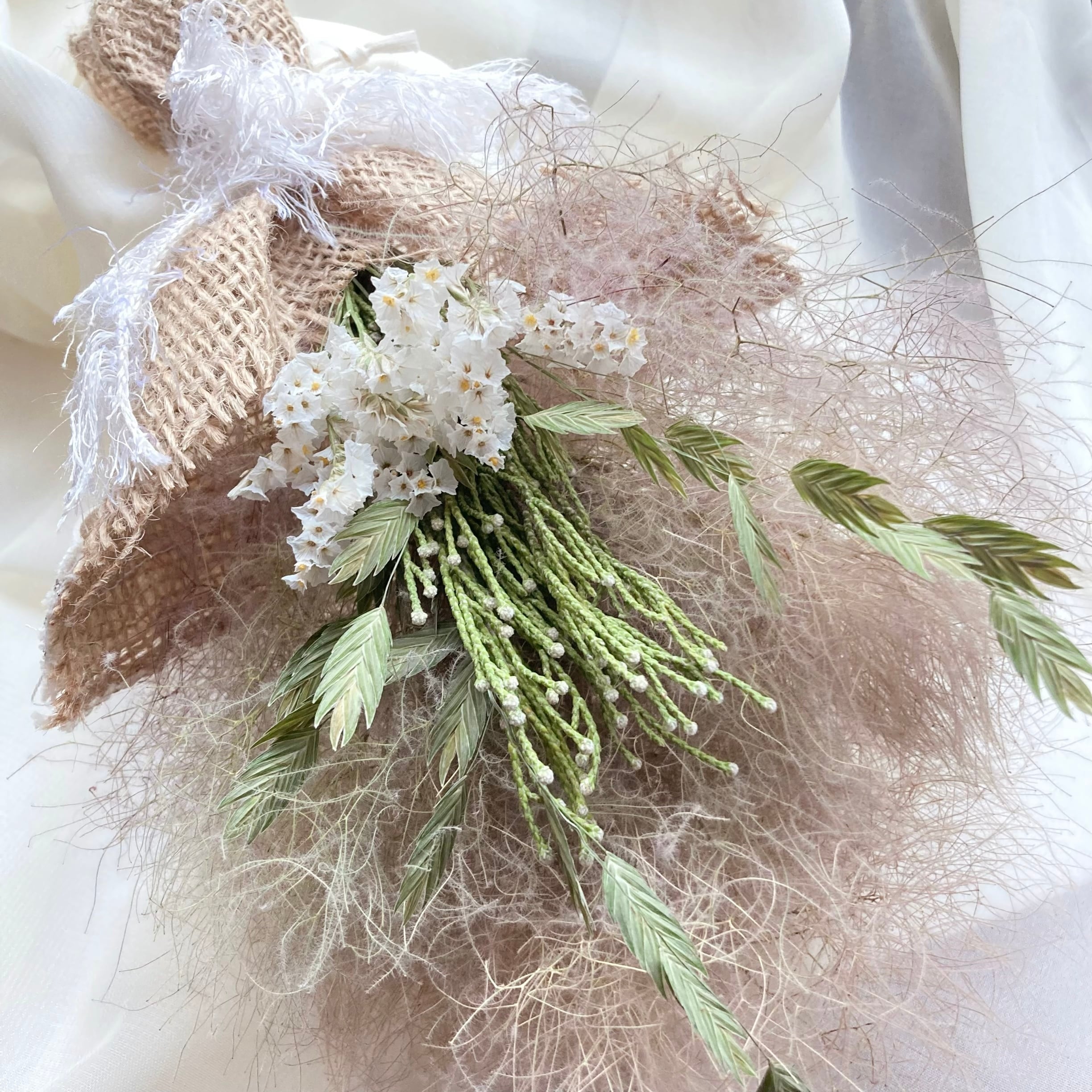 sale❗️＊アナベルとリューカデンドロンのスワッグ＊2個set ドライ