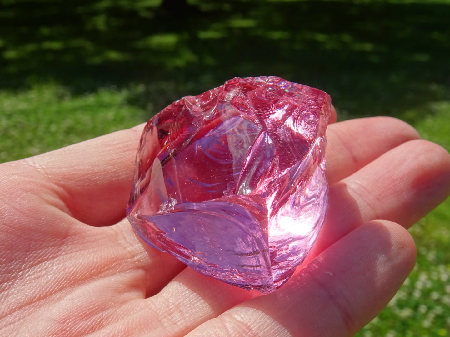 アンダラクリスタル、マゼンタピンク | 虹石屋