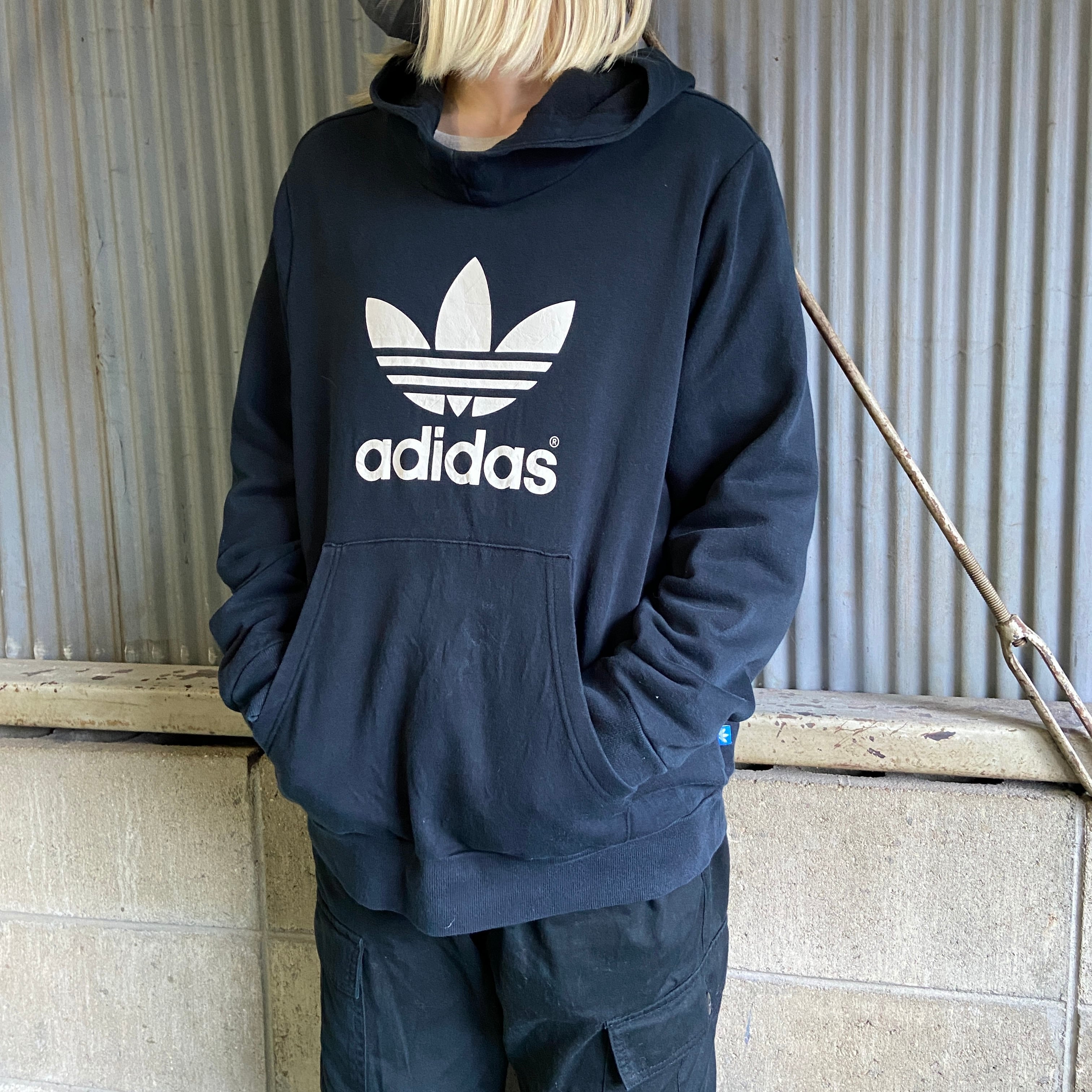 adidas アディダススウェット パーカー 古着 - トレーナー