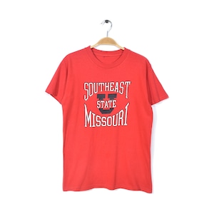 80s サウスイーストミズーリ州立大学 ヴィンテージTシャツ 3段プリント 袖裾シングル メンズM相当 SOUTHEAST MISSOURI STATE 古着 @BZ0071