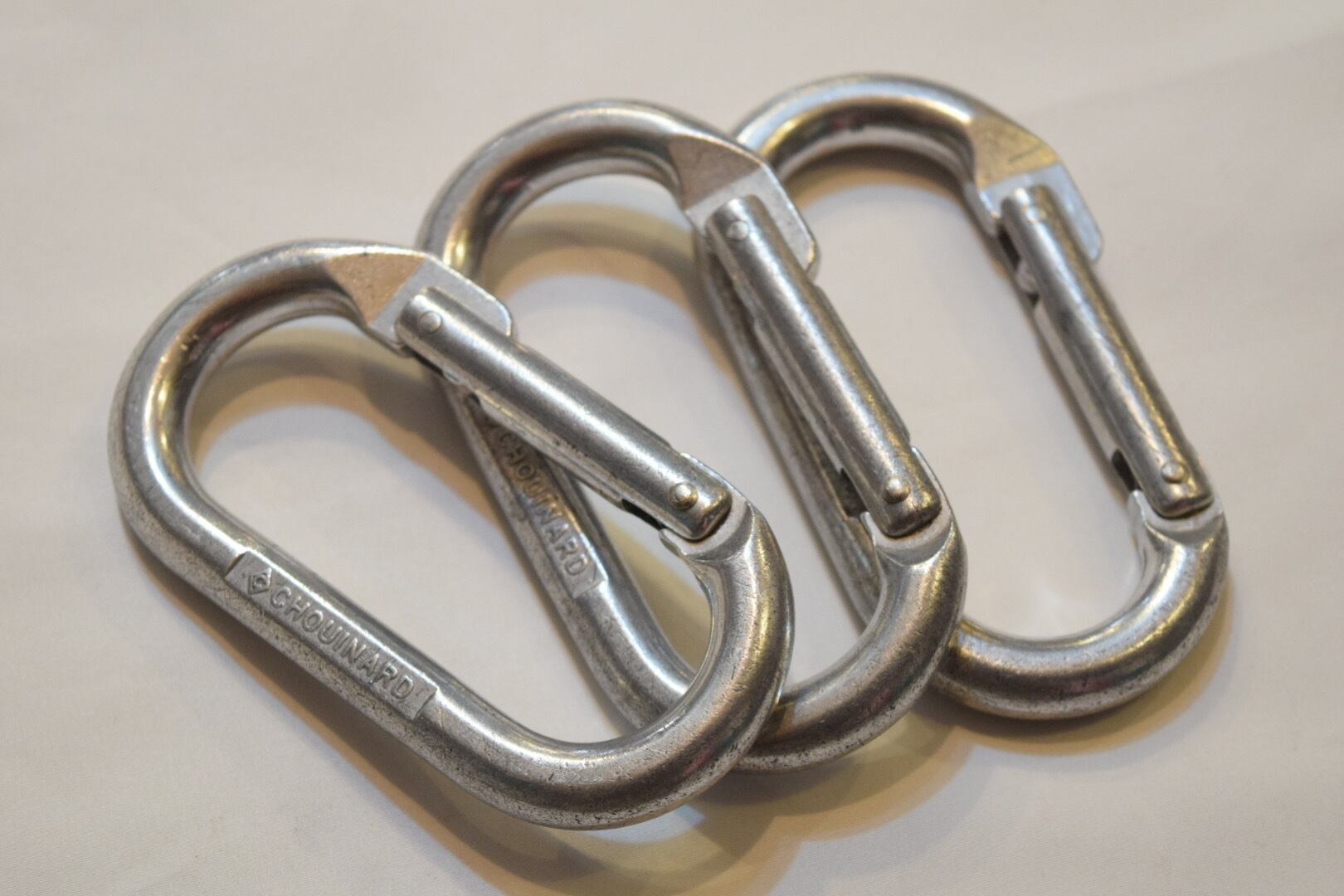 USED 70-80s CHOUINARD Orval Carabiner 0910 | LODGE USED 70-80s CHOUINARD Orval Carabiner 0910 | LODGE