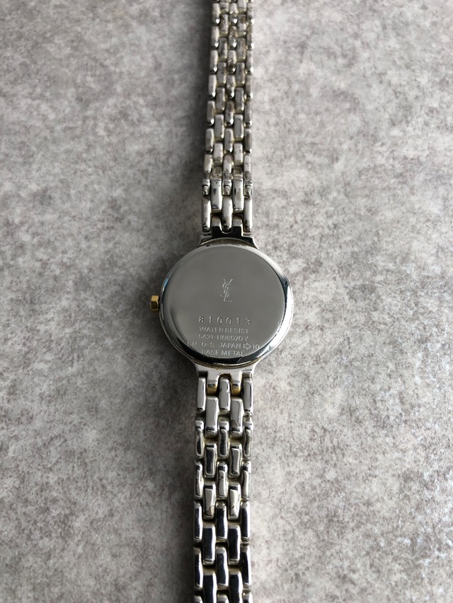 Yves Saint Laurent イヴ・サンローラン 腕時計 ゴールド シルバー ラウンド ステンレススチール 5421-H08070 クウォーツ vintage ヴィンテージ オールド nmsz84