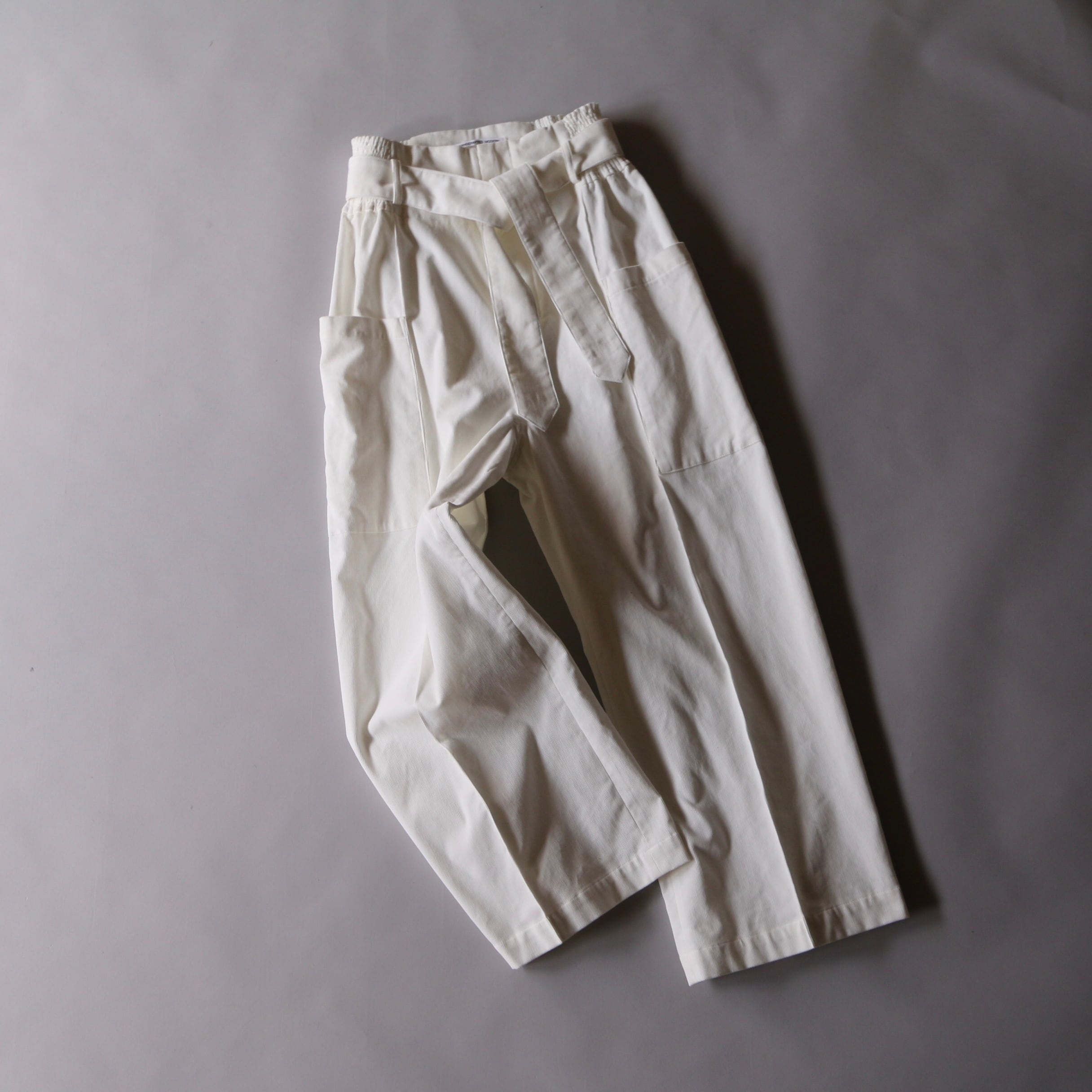 TENNE HANDCRAFTED MODERN テンハンドクラフティドモダン　Shirring Corduroy Pants #007 |  Routes*Roots powered by BASE
