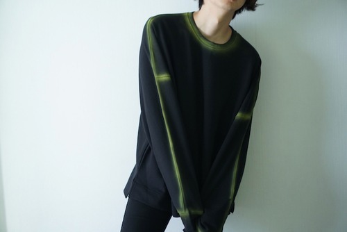 black Line sweat