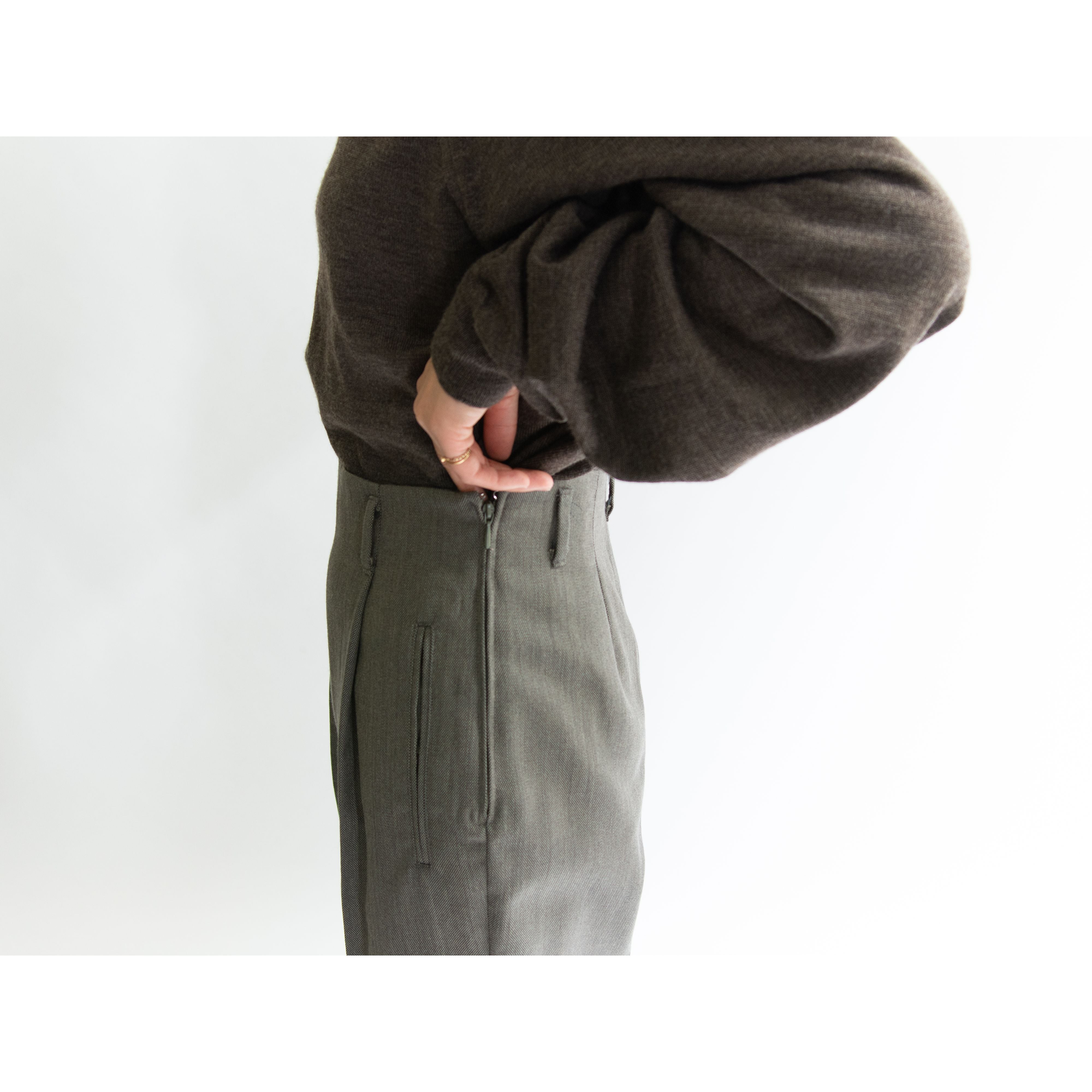 【UNITED COLORS OF BENETTON】Made in Italy wool slacks（ベネトン イタリア製ウールスラックス）10d