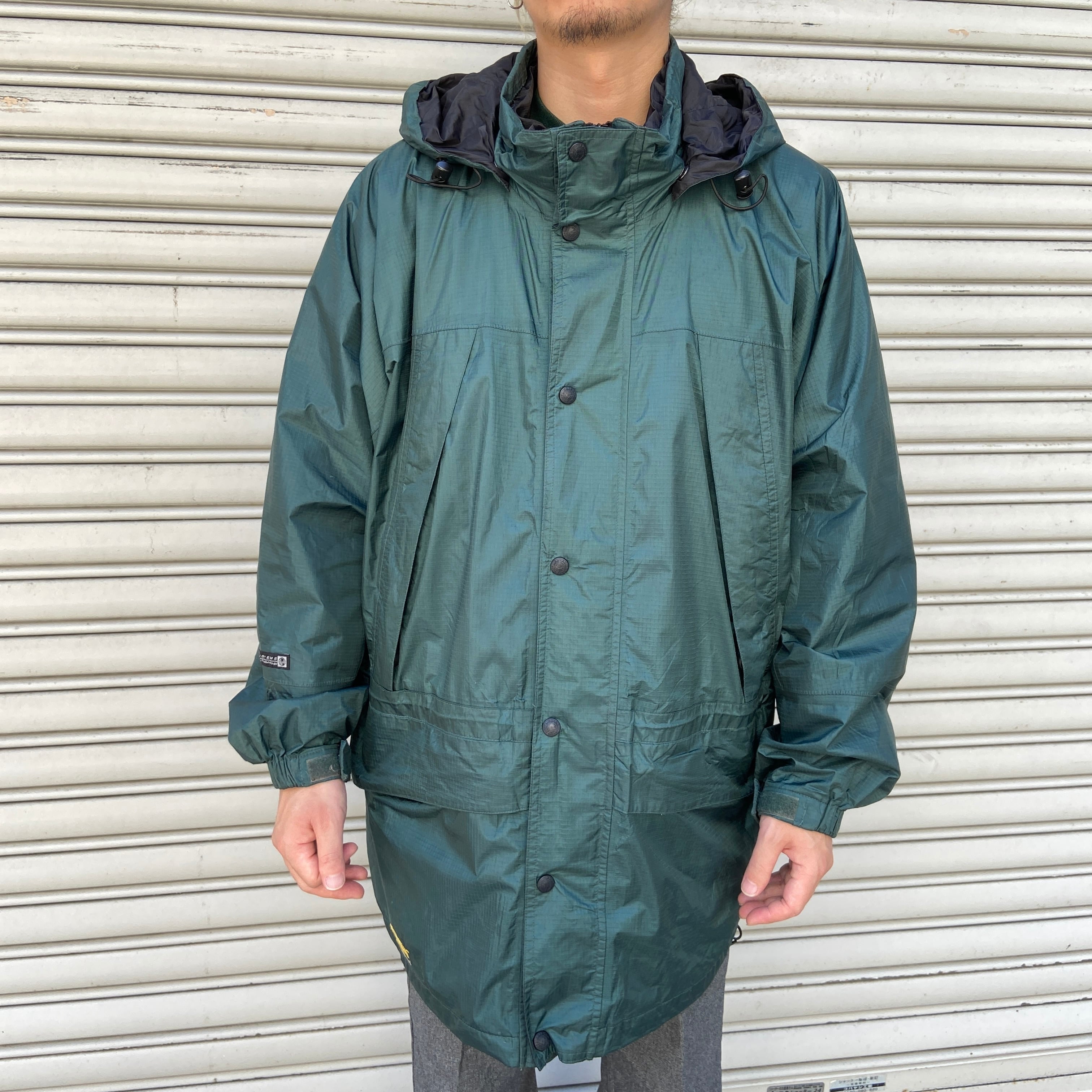 90s エディーバウアー EBTEK ゴアテックスマウンテンパーカー 緑 90s エディーバウアー EBTEK ゴアテックスマウンテンパーカー 緑