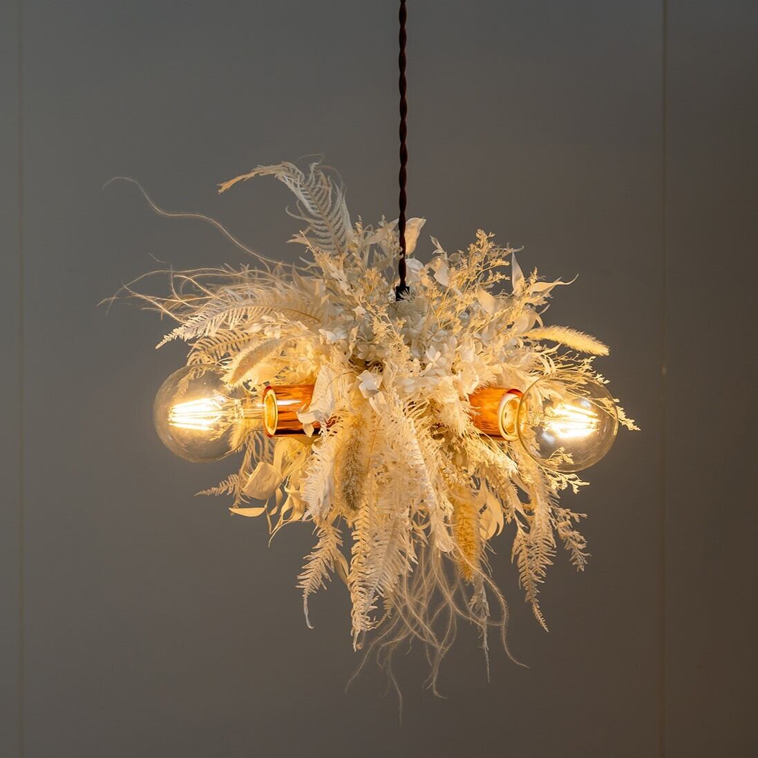 Laura Ashleyフラワー形状 3灯シャンデリア 【公式通販】