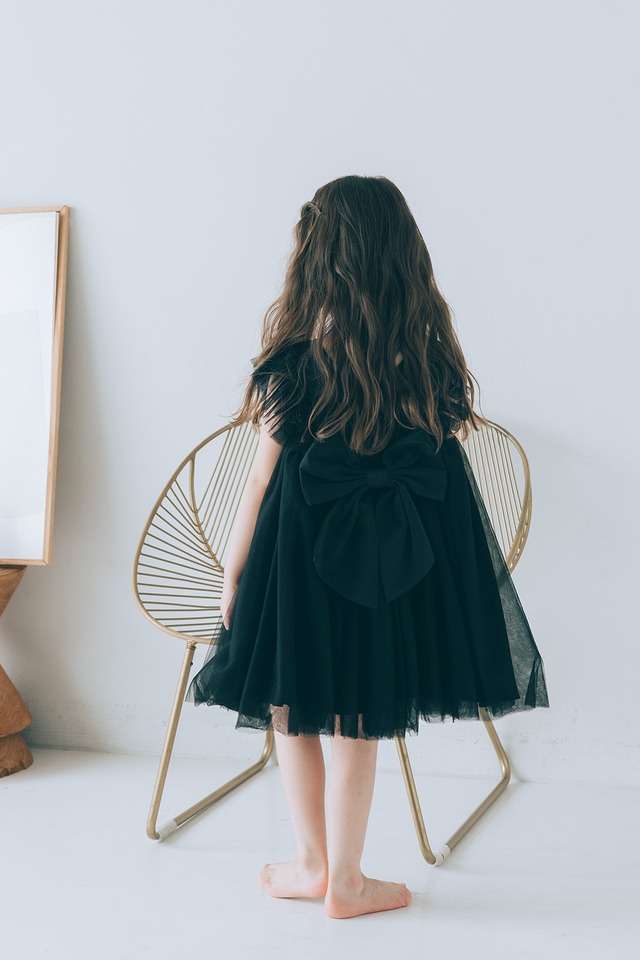 back ribbon tulle dress〈Black〉