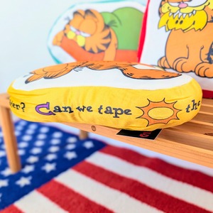 ✨️お昼寝のお供に(⁠^⁠^⁠)✨️【 MINI DIECUT CUSHION ミニダイカット クッション 】Garfield （ ガーフィールド ）/ VINTAGE風〚アメリカン雑貨 アメトイ〛