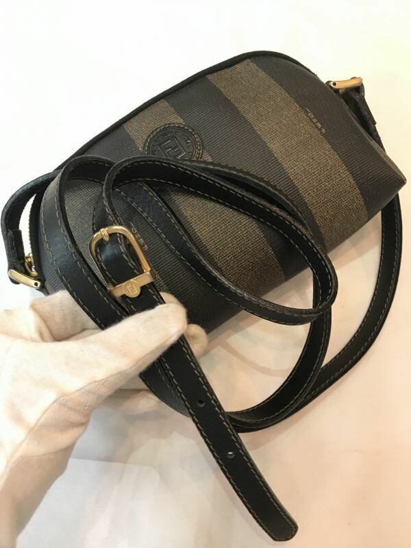 FENDI ペカン柄 ショルダーバッグ フェンディ shoulder bag leather