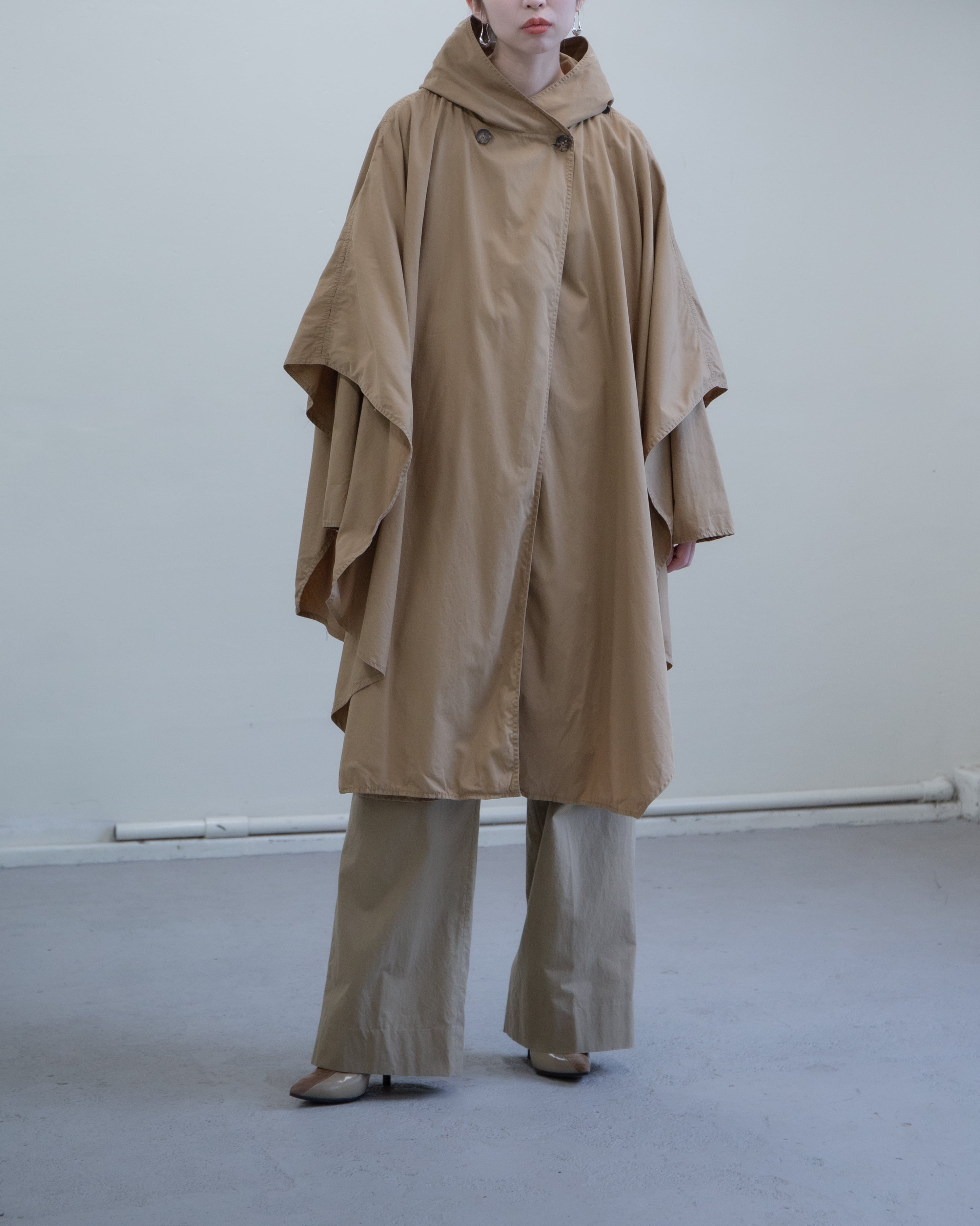 ANNE MARIE BERETTAの高級ラム革コート大きめでゆったり着れます