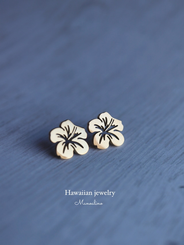 Hawaiian Hibiscus stud earring(ハワイアン ハイビスカススタッドピアス)