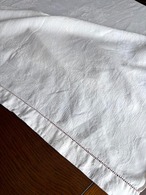 テーブルクロス　モノグラム刺繍　白糸刺繍　フランスリネン　ほぼ正方形 12clej8