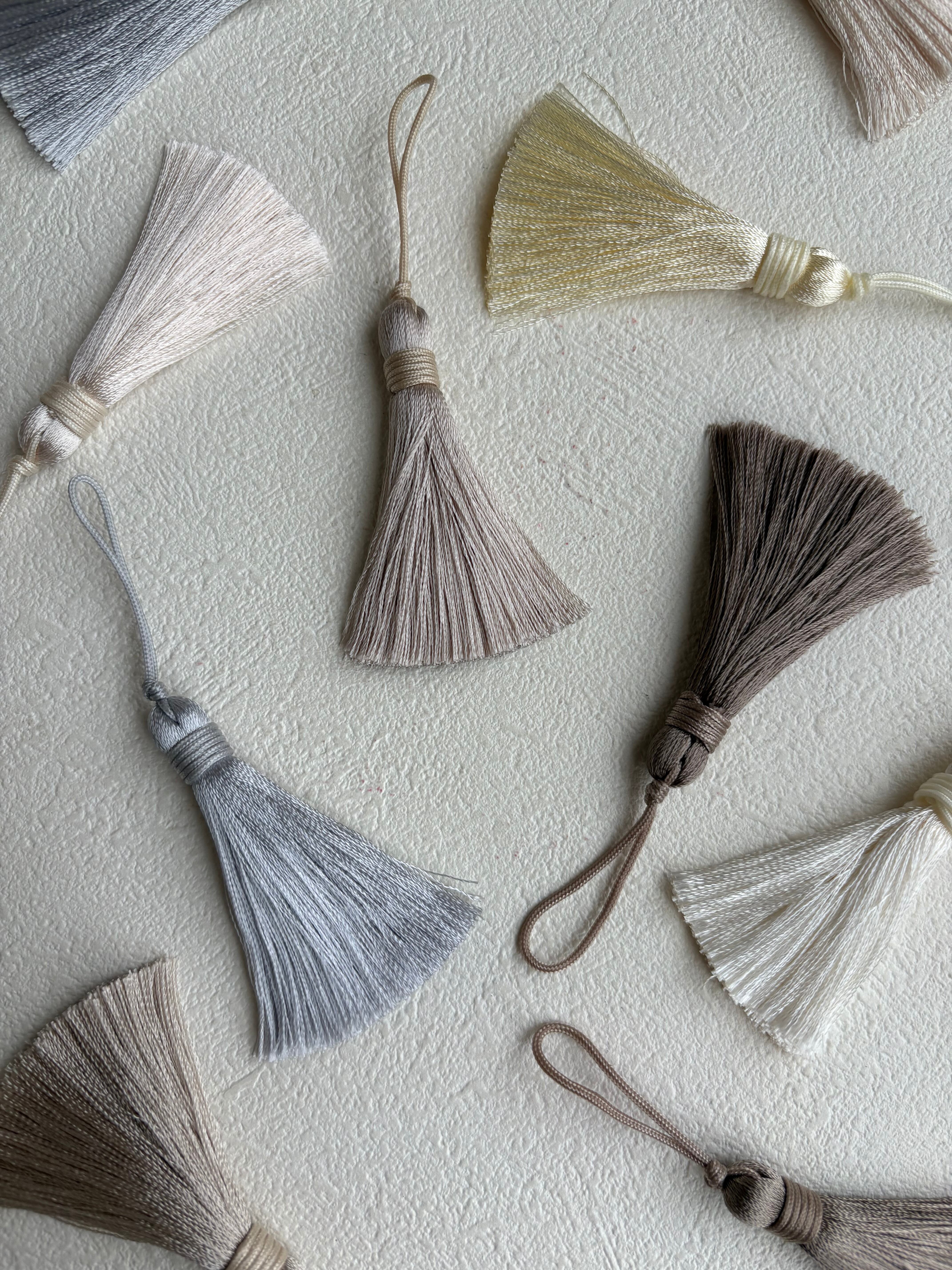 輸入デザインタッセル シンプルタッセル ミニタッセル 5.5cm カルトナージュ デコレーション材 アクセサリーパーツ