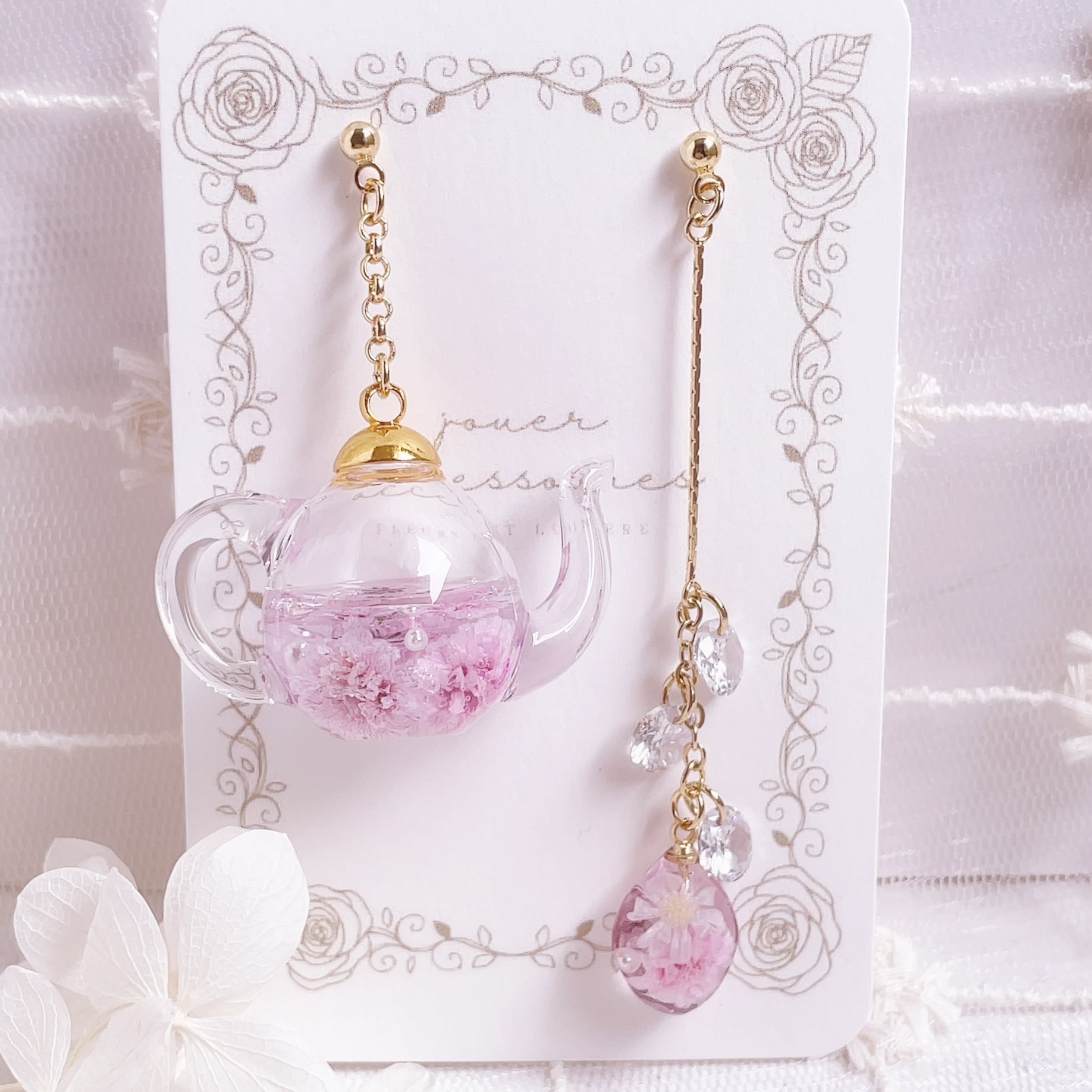 Floral teapot "フローラル ティーポット" ピアス/イヤリング(Rose Blossom tea)
