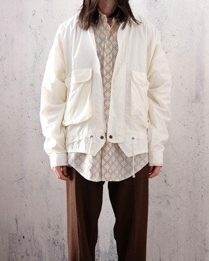 "WIND SONG" design zip-up jacket