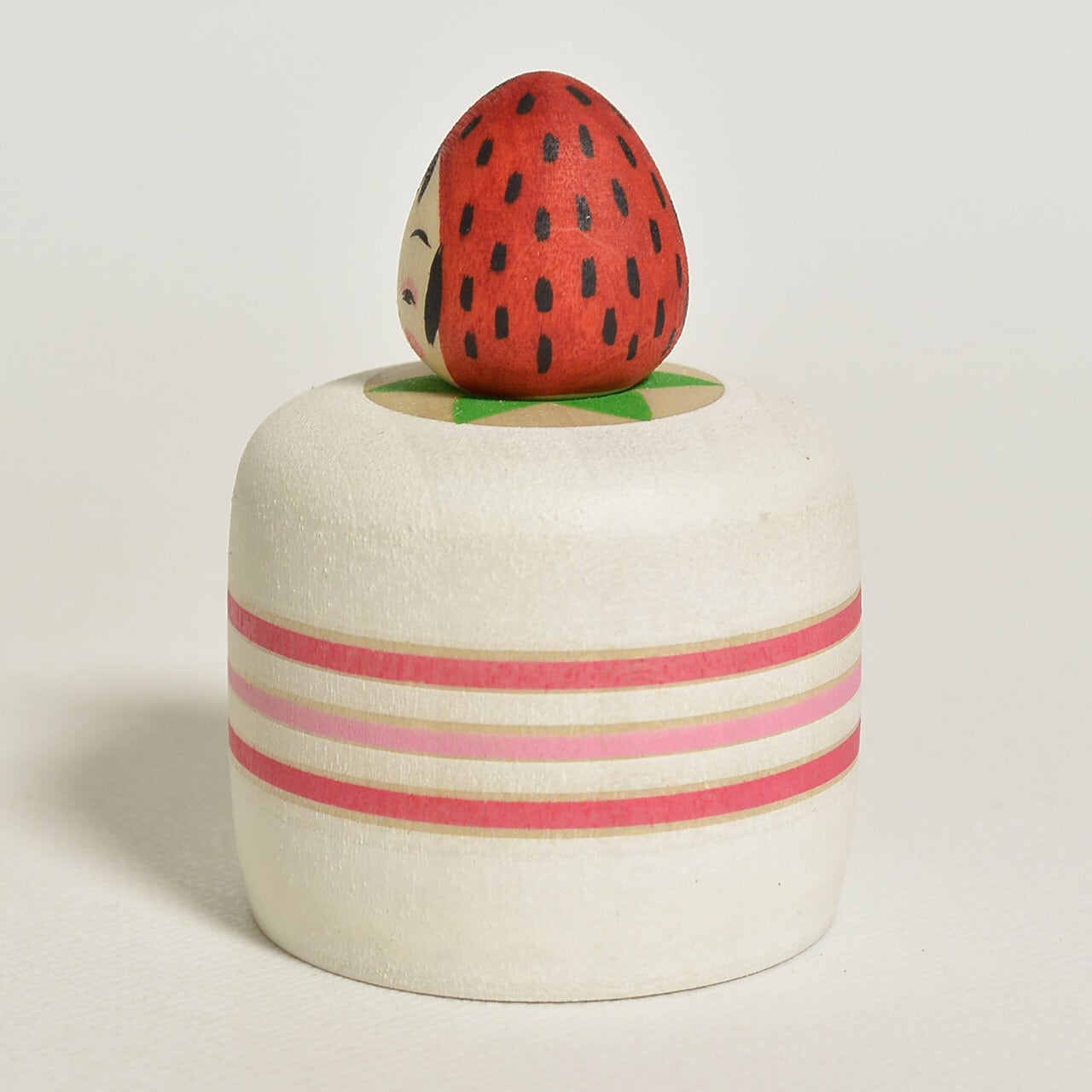 いちごケーキちゃんえじここけし 約1.5寸 約4.5cm 鈴木明 工人（作並系