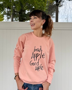 一点もの‼️サイズSのみ Bad Apple Good Apple ピーチ comfort colors スウェット
