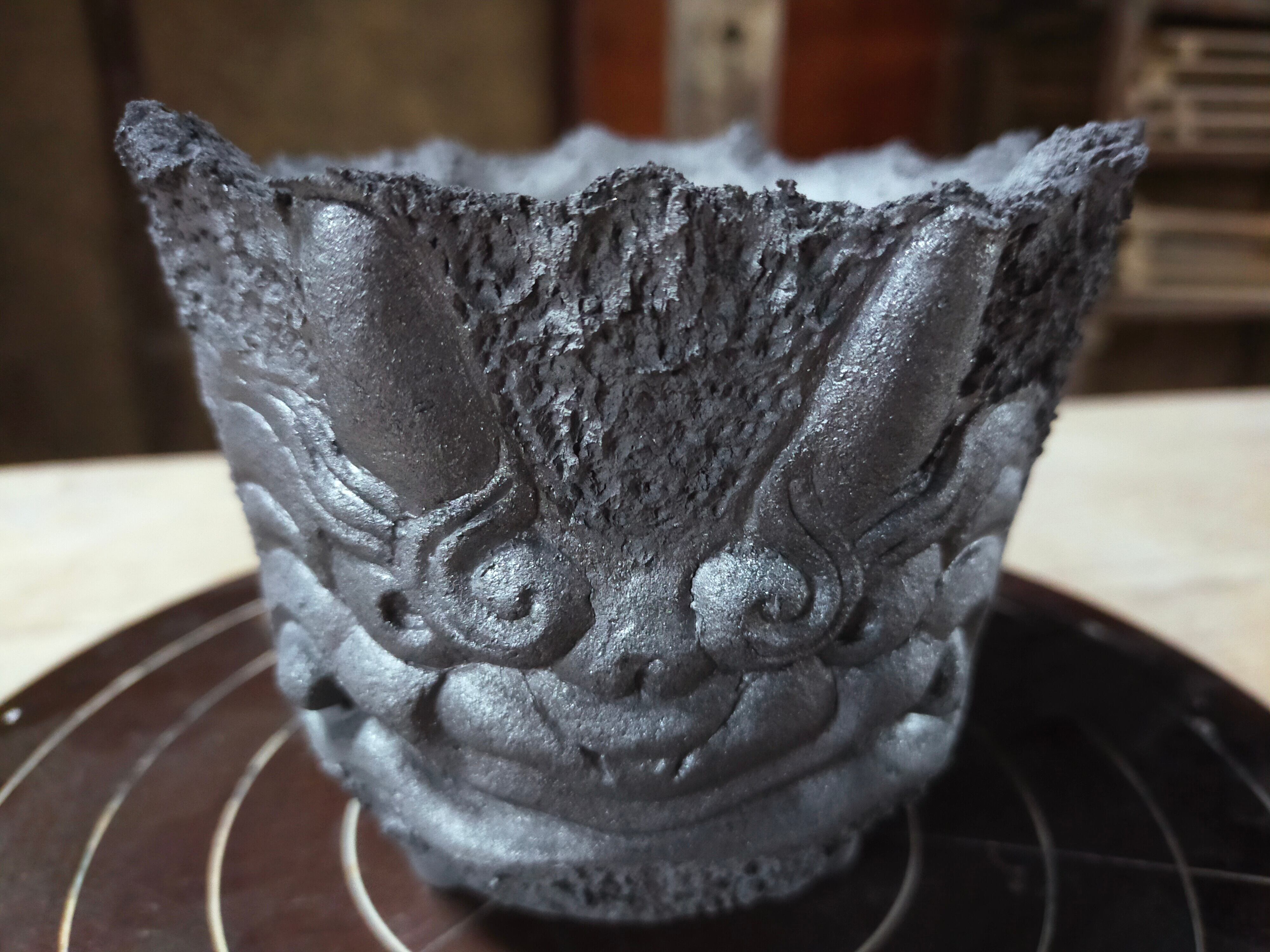 鬼瓦　鬼面　割れ有り　8寸 鬼瓦 鬼面 割れ有り 8寸