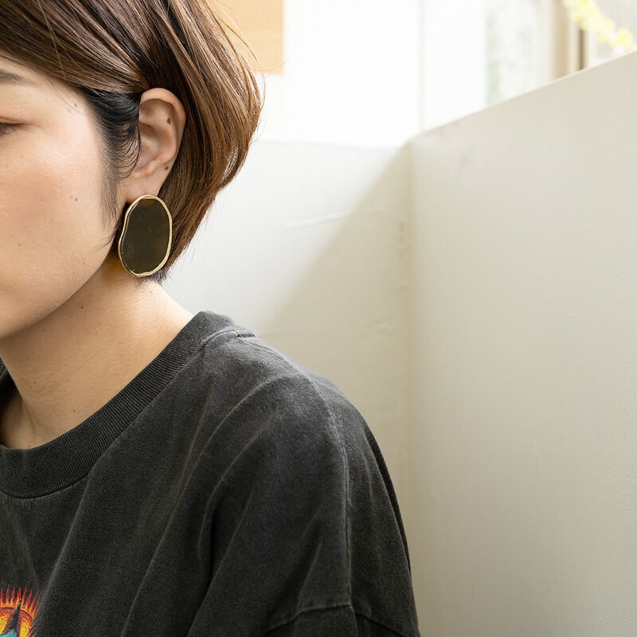 ＼期間限定1000円ポッキリ／【ネコポス便】クリアプレートピアス(0437)