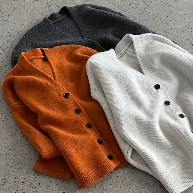 オーバーサイズ　ニットカーディガン　 N00131