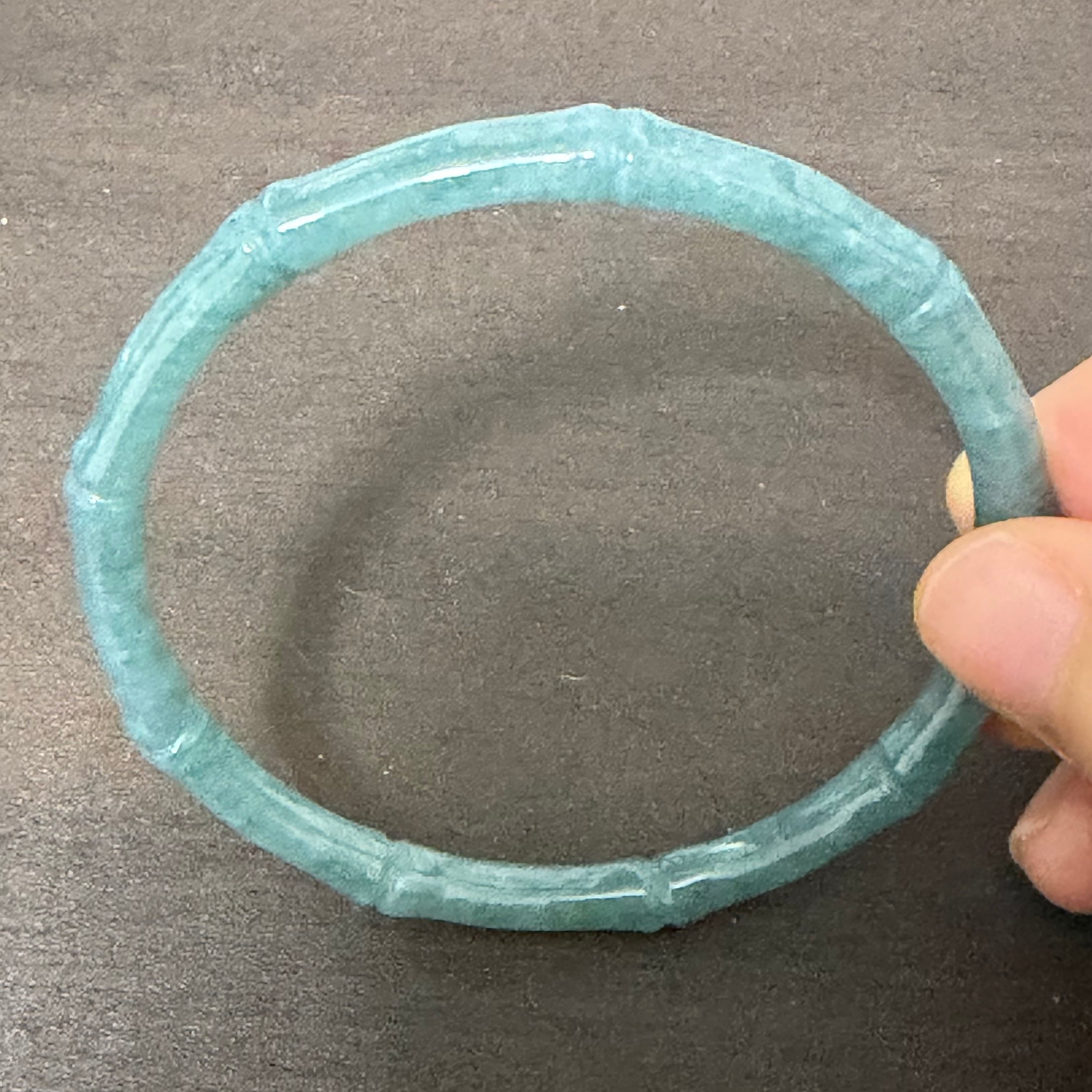 本翡翠ブレスレット バングル グァテマラ産 みずみずしい 竹模様