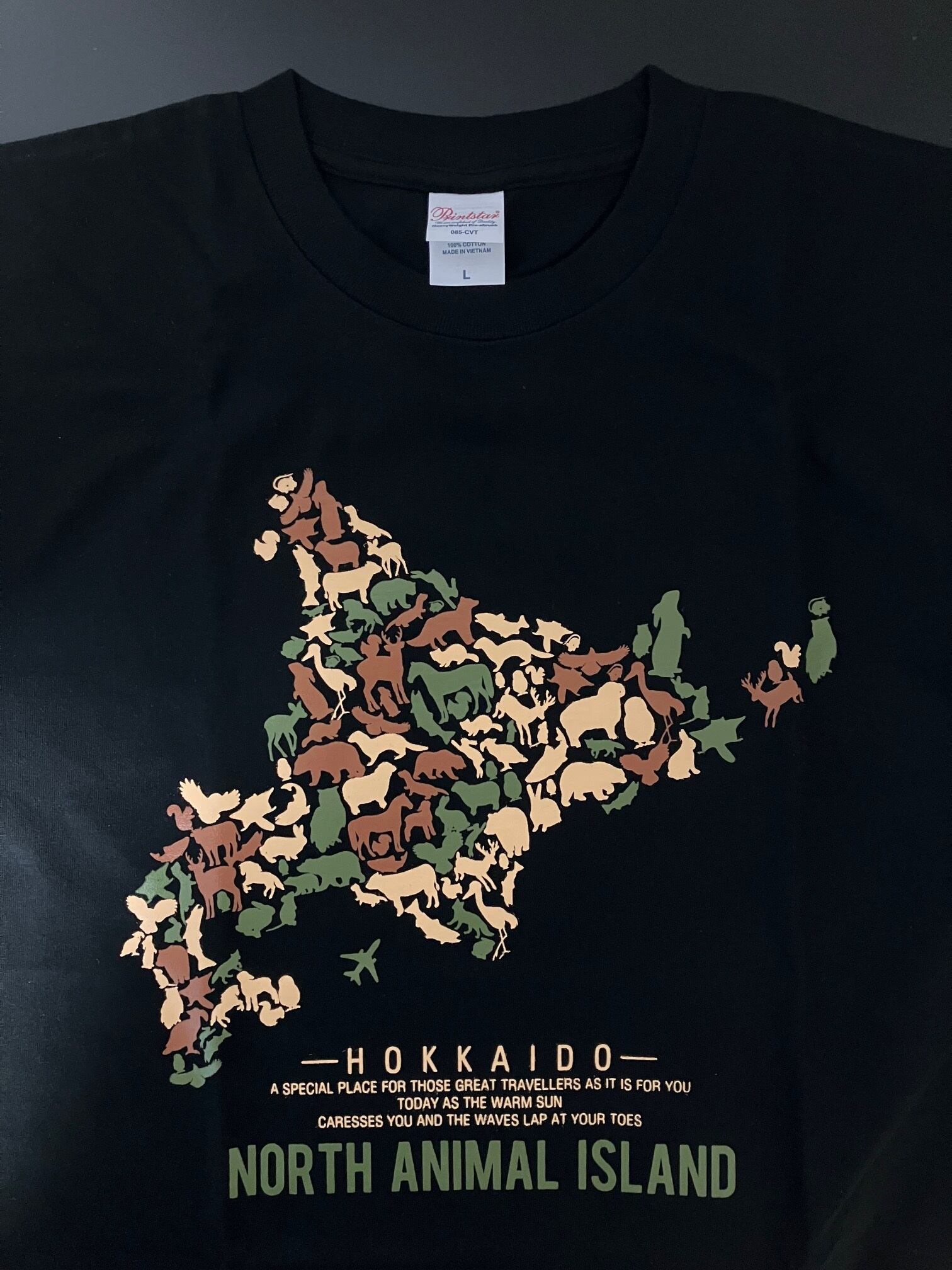 Ado 5th anniversary popupタイポグラフィTシャツ北海道② Ado 5th