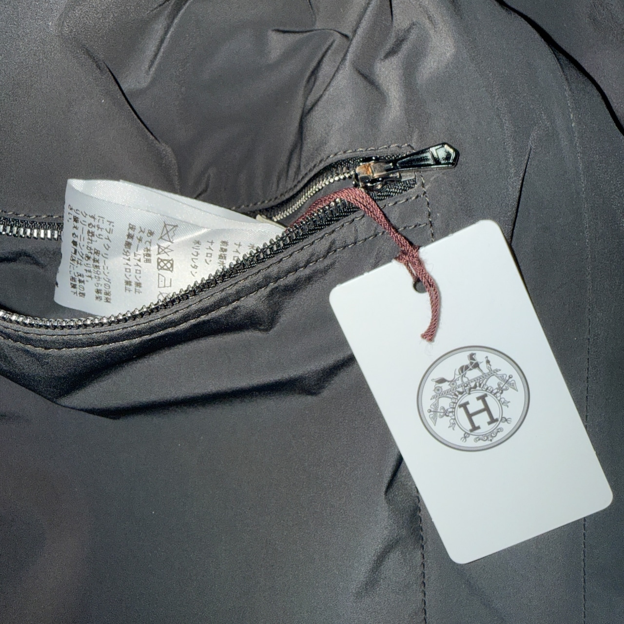 【HERMÈS】エルメス カシミヤ100% ボンバージップベスト(サイズ48)