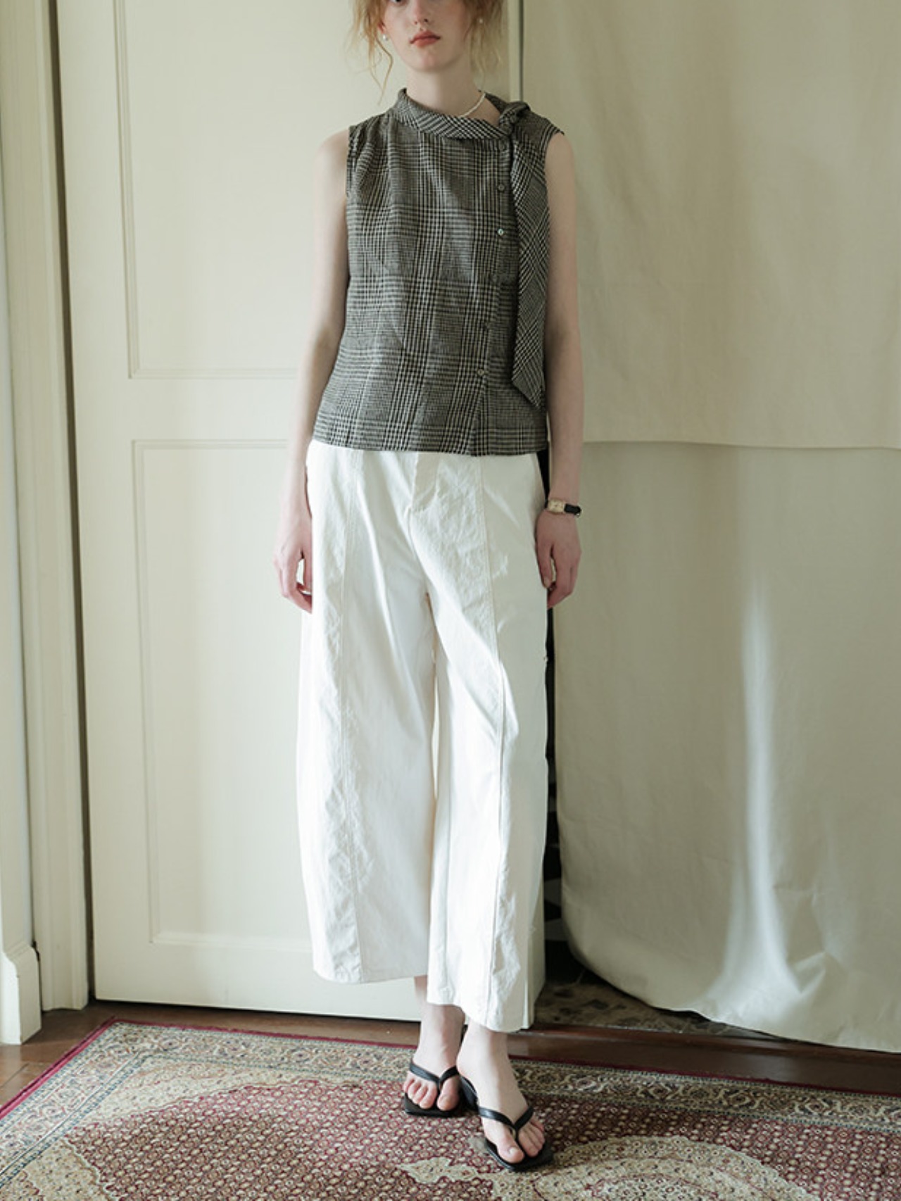 Lin Glen Check Sleeveless Top F0685
