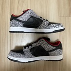 × SUPERME SB DUNK LOW BLACK CEMENT 304292-131