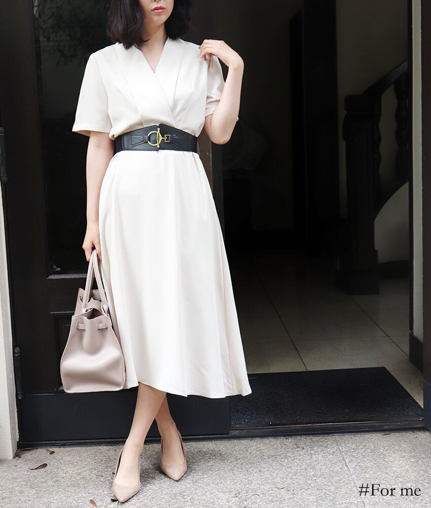 【新作入荷】エレガントベルト付きロングフレアワンピース_e0022203063