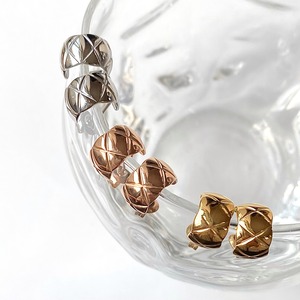 カットデザイン ピアス MP055