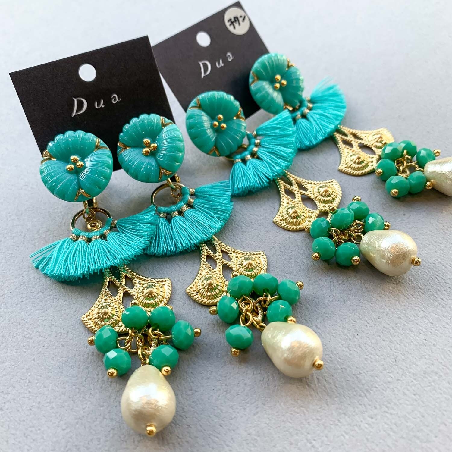 ターコイズグリーンのエキゾティックな〈ピアス/イヤリング〉 | Dua