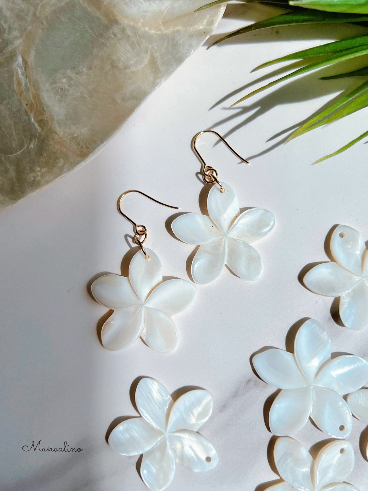 Hawaiian Big Plumeria earring(ハワイアンビックプルメリアピアス、イヤリング)