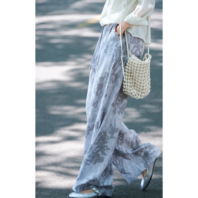 line drawing print relaxed pants　103066