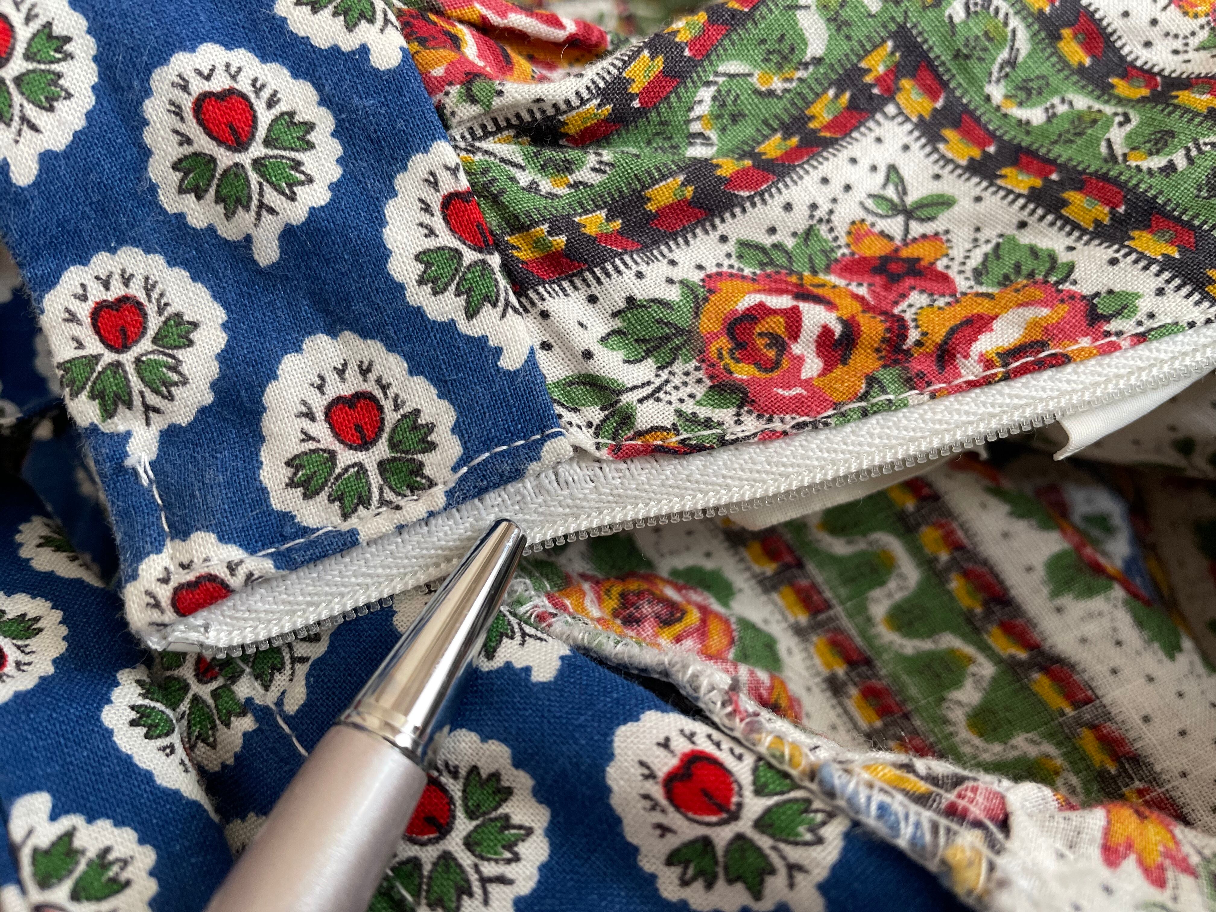 70s vintage apron dress ワンピース 古着 ヴィンテージ 花柄 70s vintage apron dress ワンピース 古着 ヴィンテージ 花柄