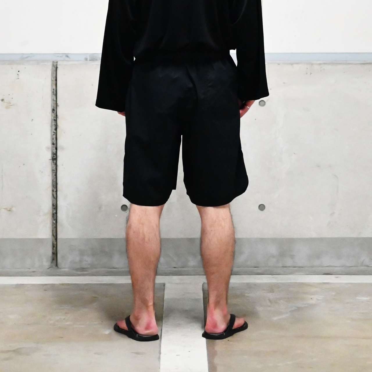 INTERIM(インテリム)LVMHデッドストックコレクションからピックしたイタリア製のハイカウントタイプライターセットアップコーディネート