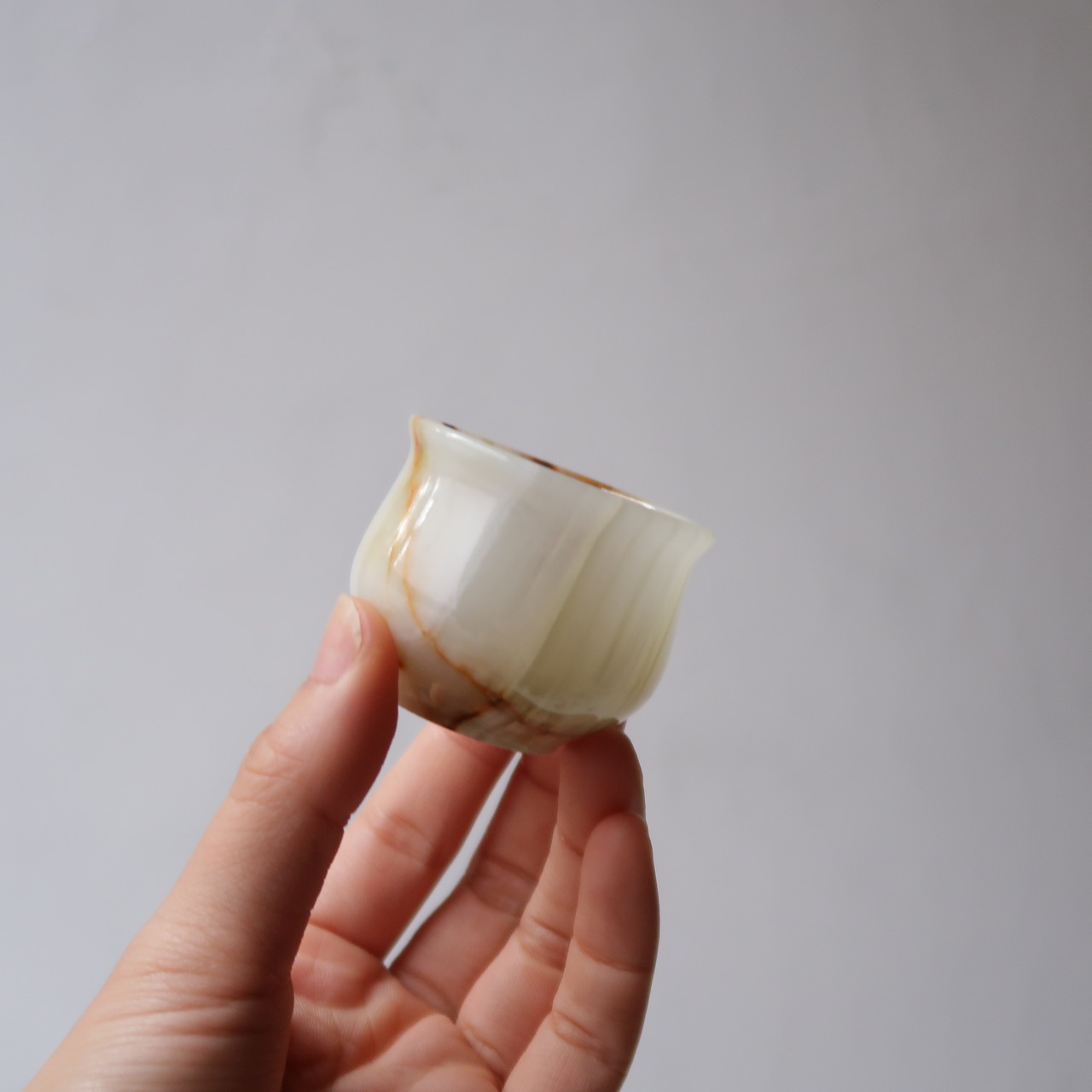 まるい石のおちょこb