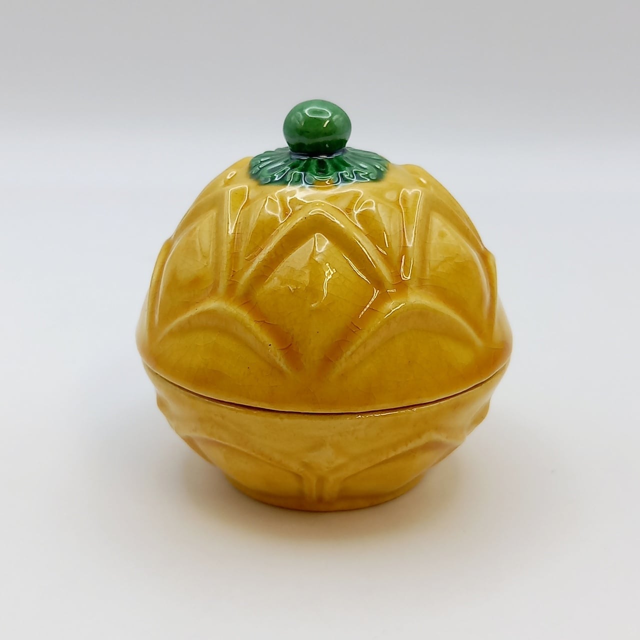 【美品】横石嘉助　交趾蕗薹香合　共箱あり　28 新古】蕗薹香合 交趾 横石嘉助 共箱入 | 茶道具 錦玉堂