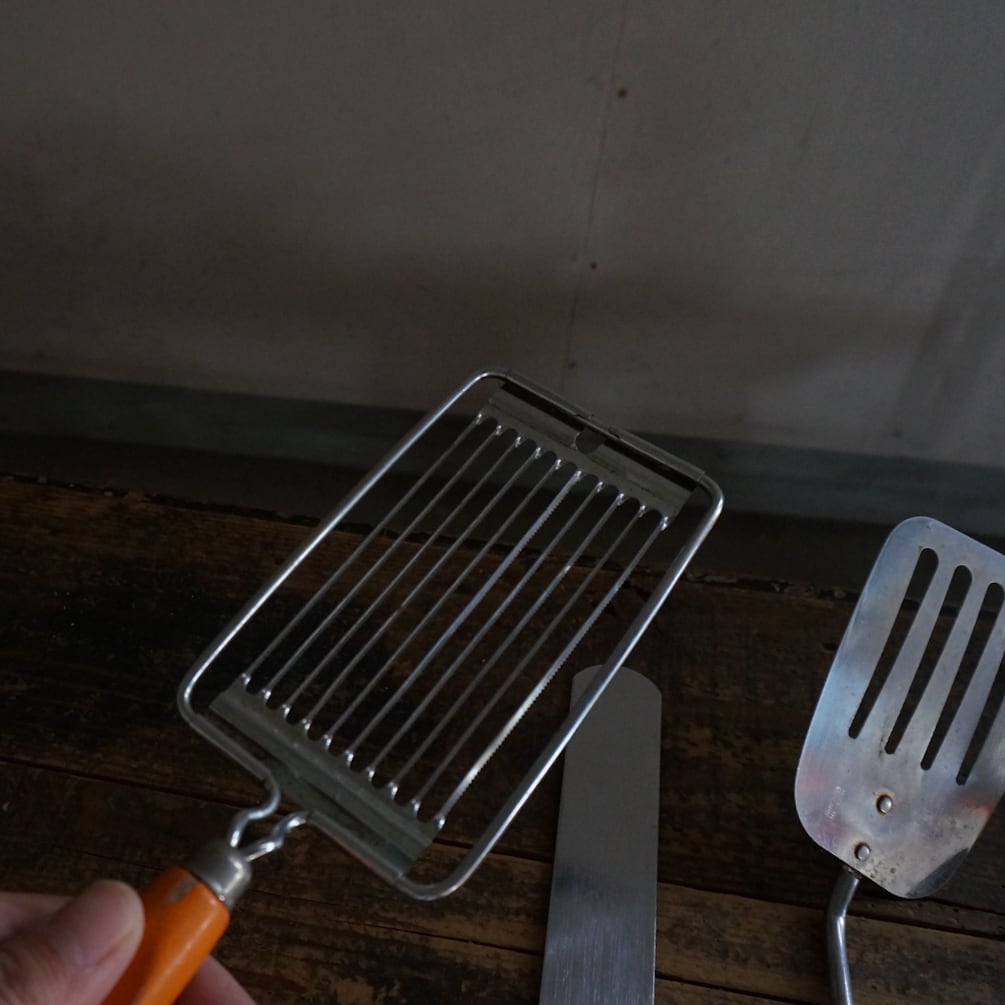 古いフランスのキッチン用具セット