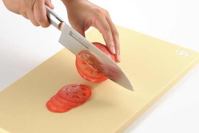 ヨシカワ 日本製 まな板 調理用 ベージュ 39×23cm 抗菌エラストマー 刃当たりソフト 4286002 SJ1495