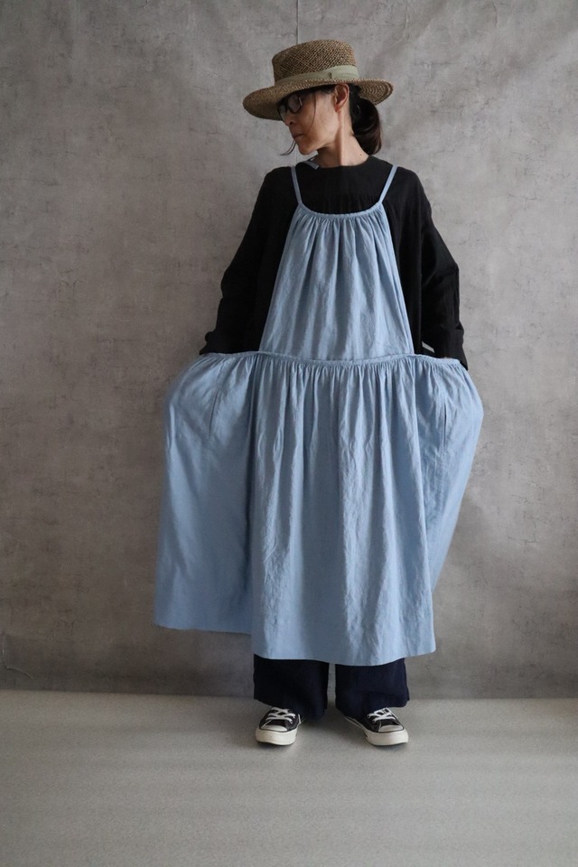 ギャザーエプロンドレス  水色