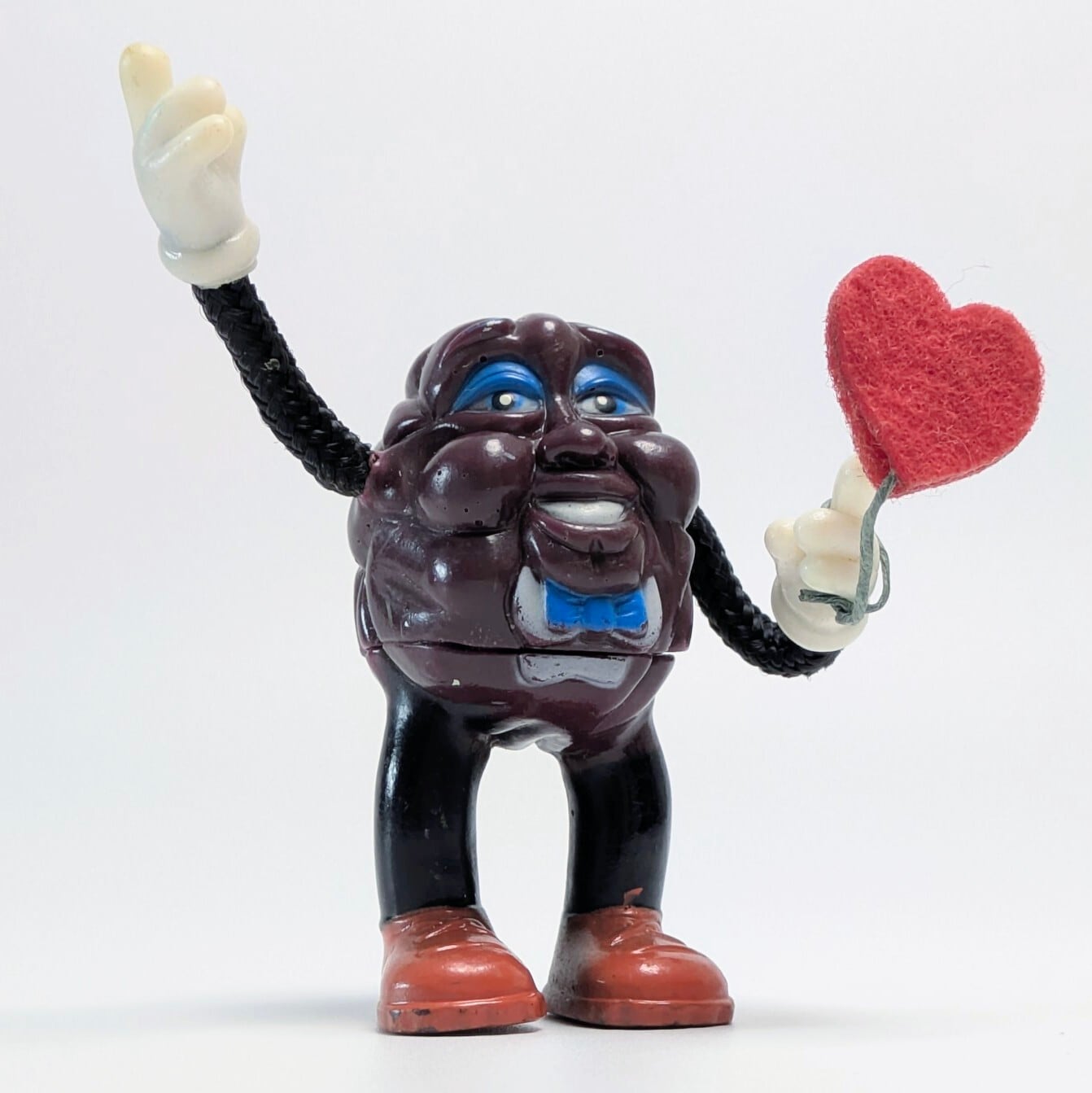 ☆ VINTAGE 80' ☆ 【 California Raisins（カリフォルニアレーズン）knock-off 】 カリフォルニアレーズン ラブリープラスチックトイ ノックオフ / ビンテージトイ 〚アメリカン雑貨 アメトイ〛